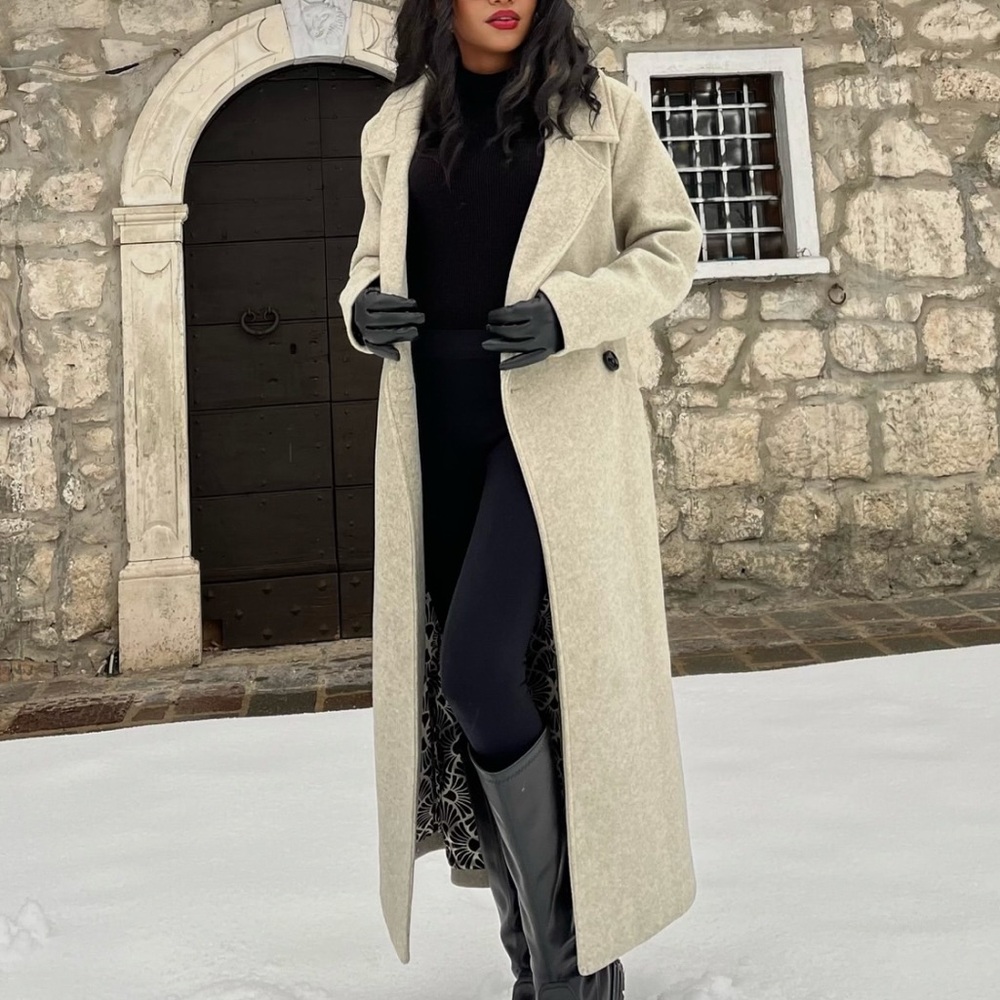 MADE IN FRANCE 🇫🇷 Elegant Cream Long Coat